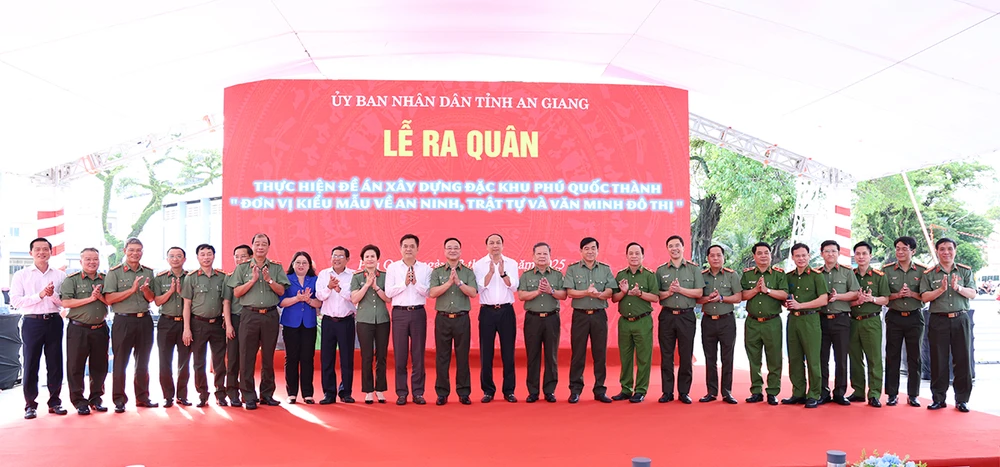 thứ trưởng bộ công an,lễ ra quân đặc khu phú quốc