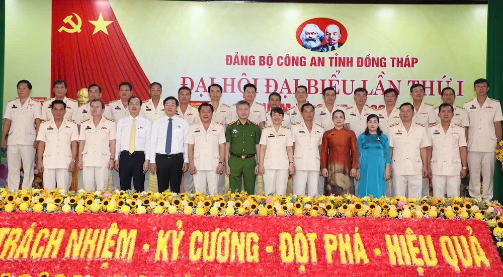 dai-hoi-dai-bieu-cong-an-tinh-dong-thap-3.jpg