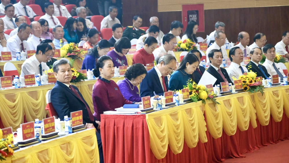 Đại hội đại biểu Đảng bộ tỉnh Vĩnh Long