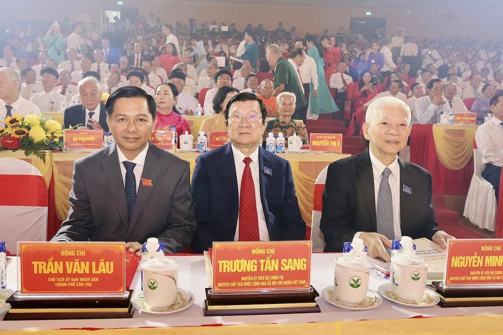 đại hội đại biểu vĩnh long