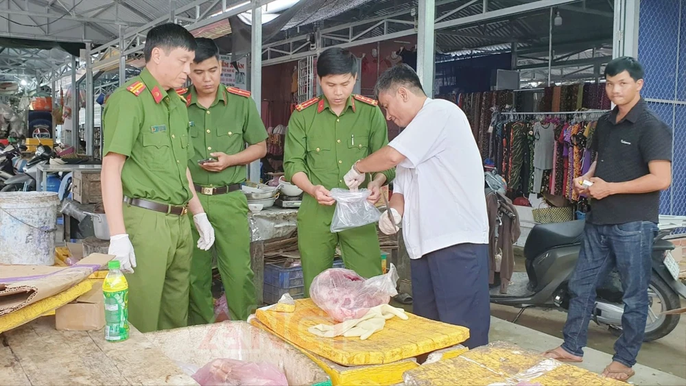 Cần Thơ: Bắt tạm giam 3 cán bộ Thú y liên quan vụ thịt heo nhiễm dịch tả lợn châu Phi