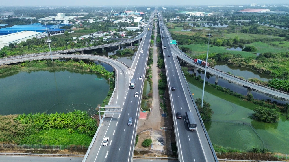 mở rộng cao tốc TP.HCM – Trung Lương – Mỹ Thuận