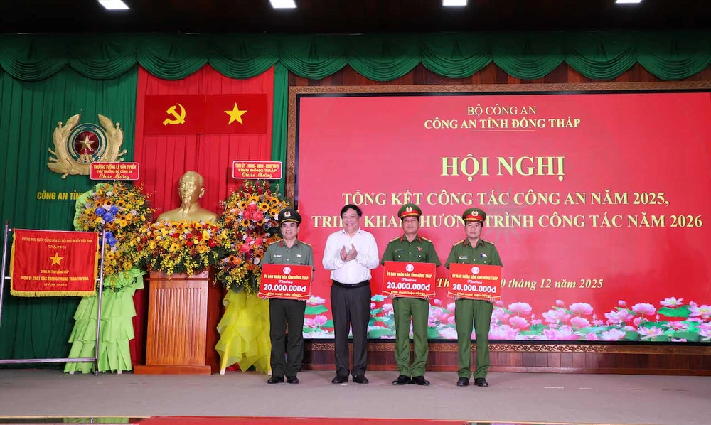 cong-an-tinh-dong-thap-bien-gioi-2.JPG