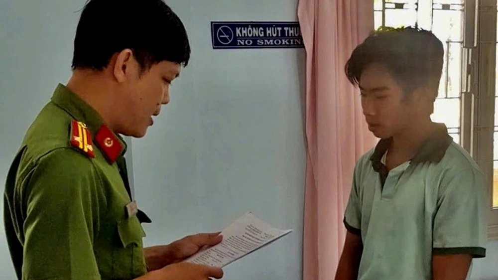 Thanh niên nở Đồng Tháp bị bắt tạm giam vì giao cấu làm bé gái dưới 16 tuổi sinh con