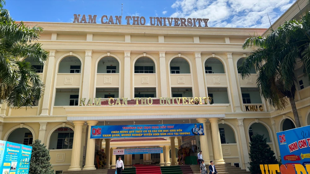 Trường Đại học Nam Cần Thơ (DNC) chính thức công bố quyết định thành lập Trường Luật – Kinh tế