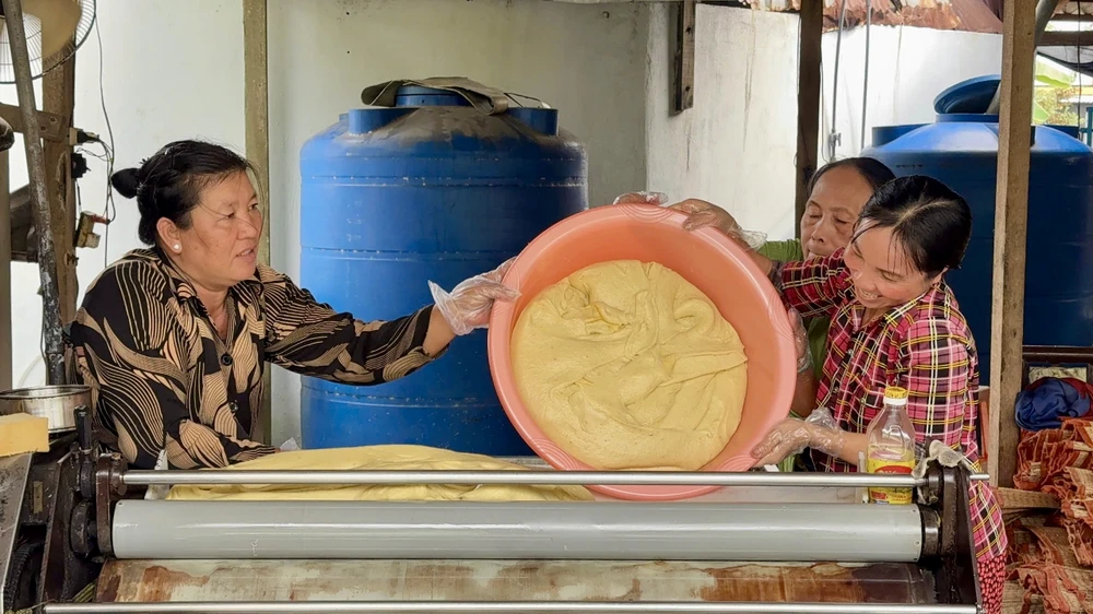 Bánh phồng Sơn Đốc,vĩnh long,làng nghề,mùa tết,bánh phồng