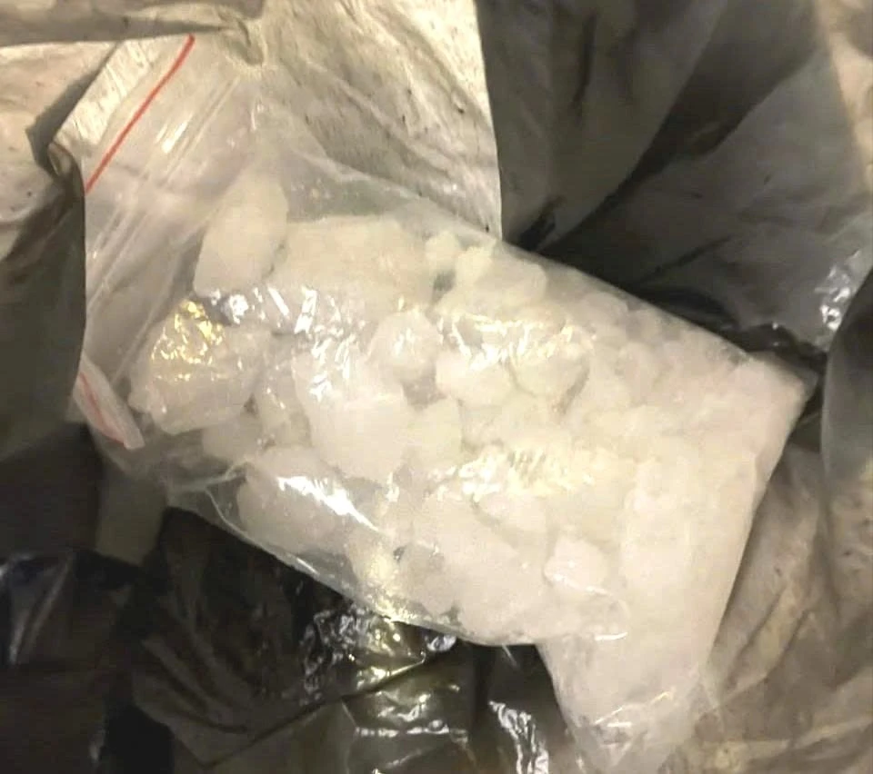 ẩu đả,vĩnh long,súng ngắn,khách sạn