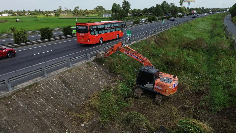 cao tốc TP.HCM – Trung Lương – Mỹ Thuận,vật liệu,cát,đồng tháp,giá xăng
