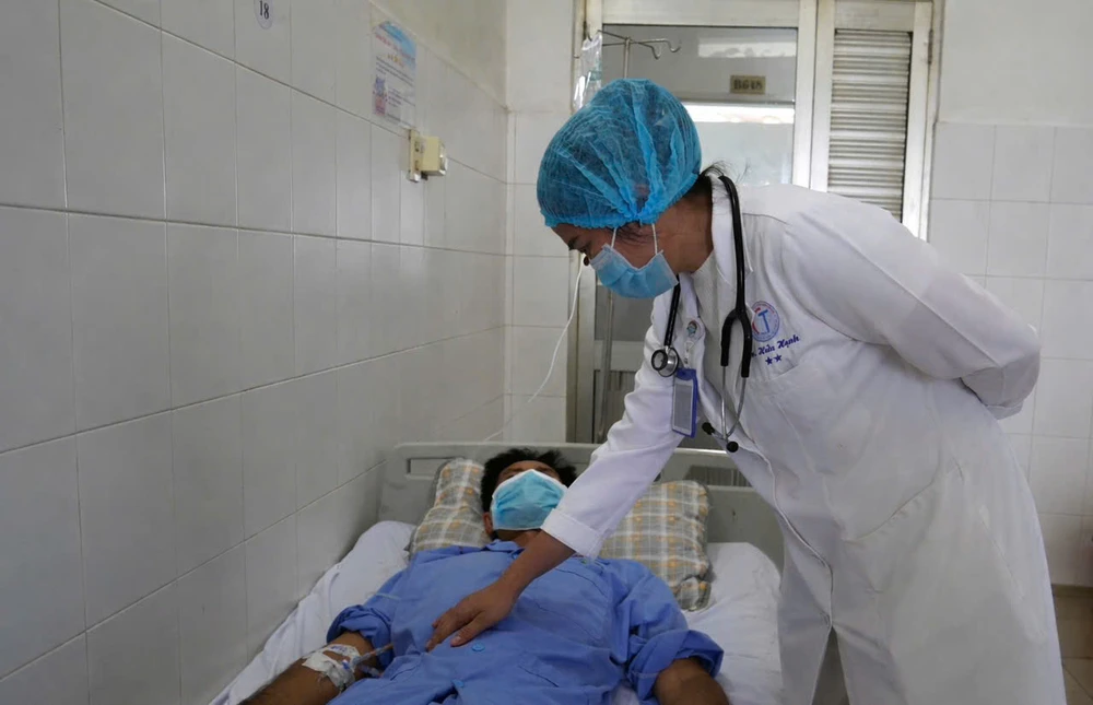 xương cá xuyên dạ dày,cần thơ