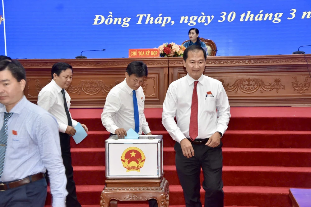 đồng tháp,Bí thư Tỉnh uỷ Đồng Tháp,ngô chí cường, Chủ tịch HĐND tỉnh