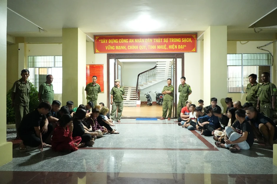 hỗn chiến cần thơ