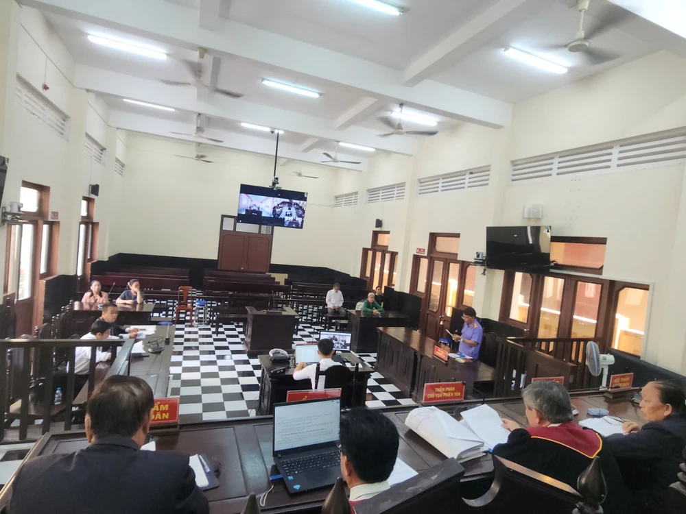 đèo Bảo Lộc,xyanua,đầu độc người yêu bằng xyanua