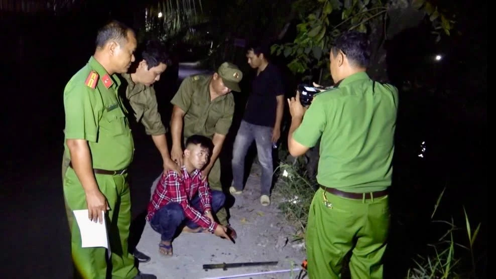 nổ súng,đồng tháp,bàn nhậu