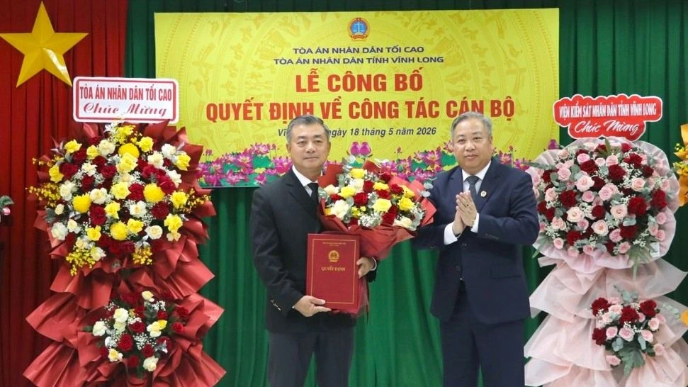 chánh án,vĩnh long,ông Huỳnh Xuân Long,điều động