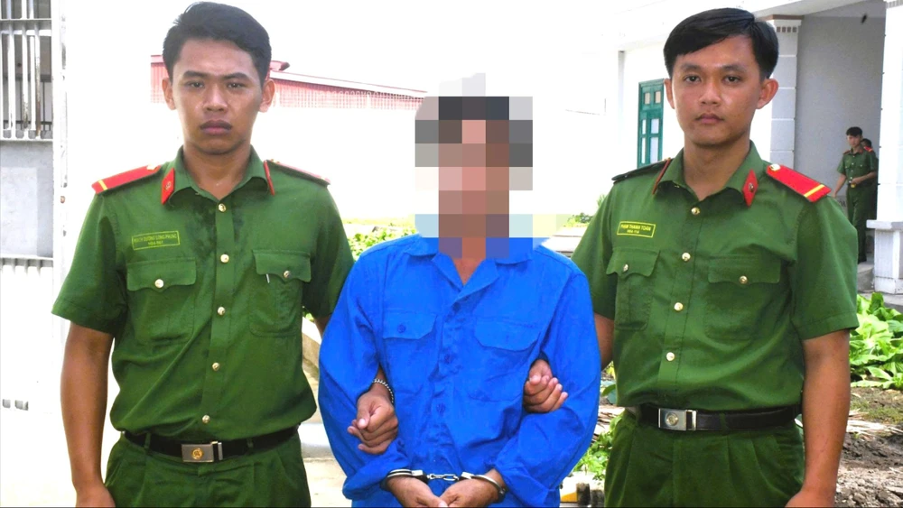 cuong-dam-con-ruot-vinh-long.jpg