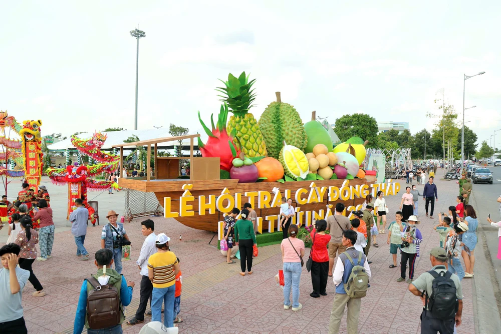 trai-cay-dong-thap.JPG