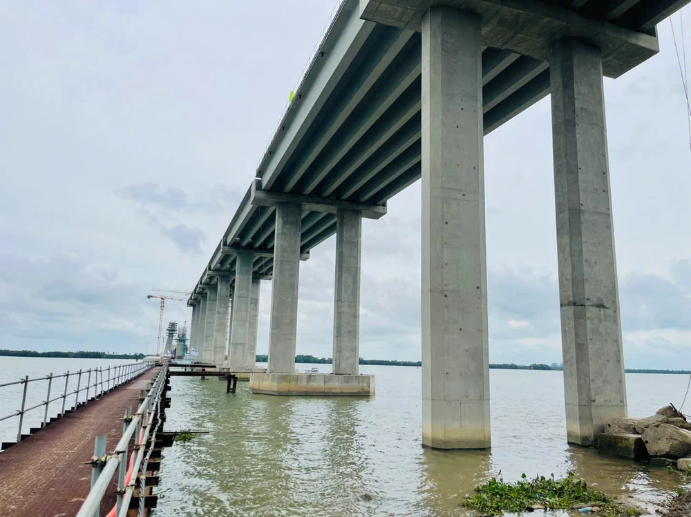 cầu đại ngãi,rút ngắn tiến độ,Bộ trưởng Bộ Xây dựng,Tập đoàn Đèo Cả,cao tốc ct33,cầu nối Vĩnh Long - TP Cần Thơ
