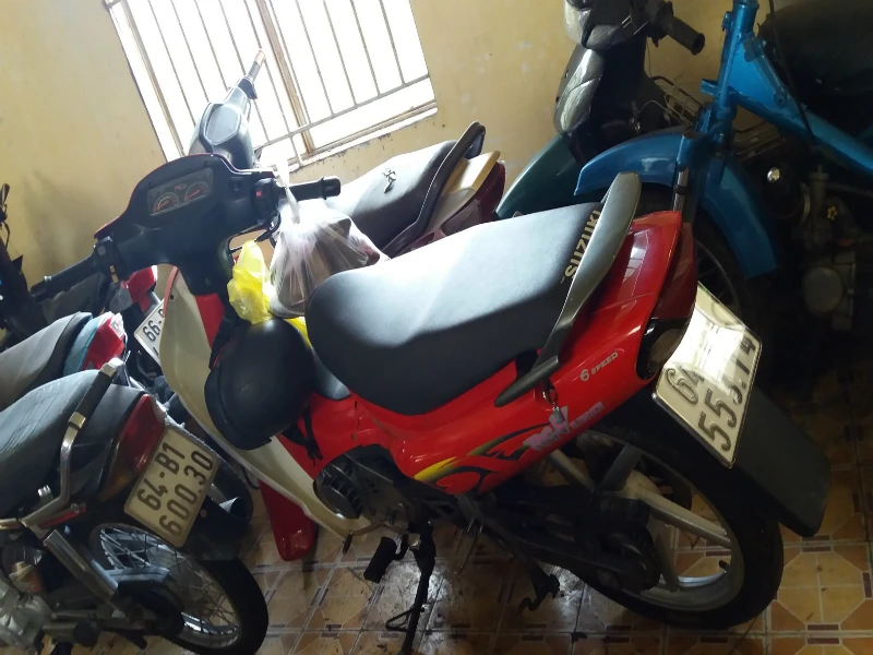 Nhậu xong chạy xe tống 3 làm bạn gái chết thảm ảnh 1 Nhậu say chạy xe tống 3 làm bạn gái chết thảm