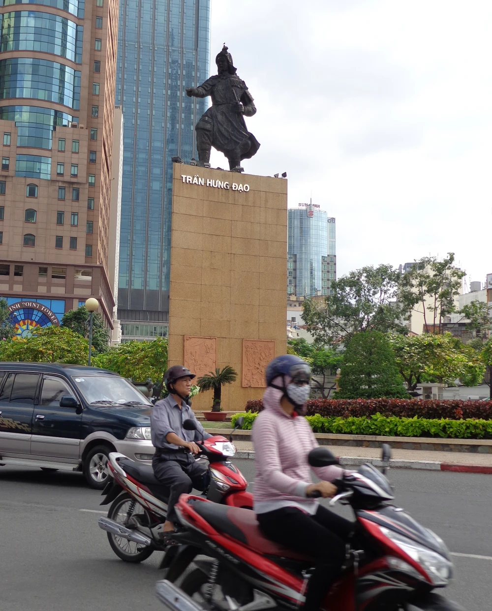 Lộ trình của tuyến số 1 sẽ đi quanh tượng đài Trần Hưng Đạo bên bến Bạch Đằng