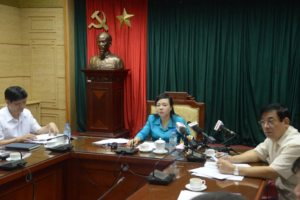 Vì sao nhiều cách mà dịch sốt xuất huyết không giảm? ảnh 1