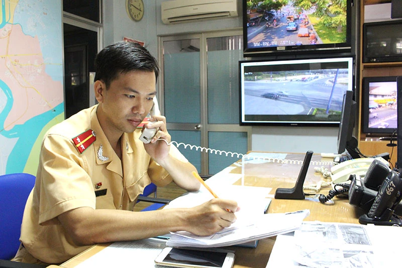 Cảnh sát ghi hình xử phạt vi phạm giao thông như thế nào? ảnh 5