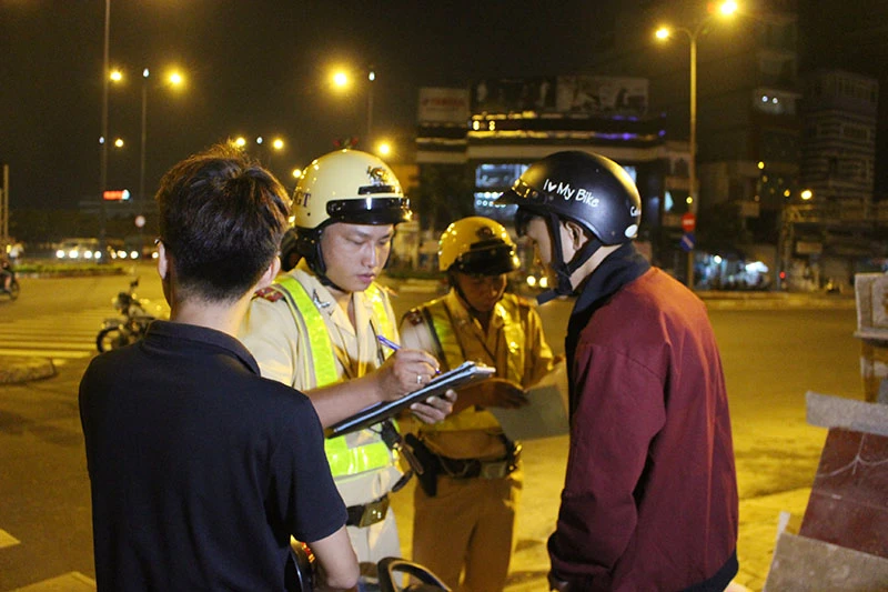 CSGT TP.HCM phòng chống đua xe như thế nào? ảnh 4