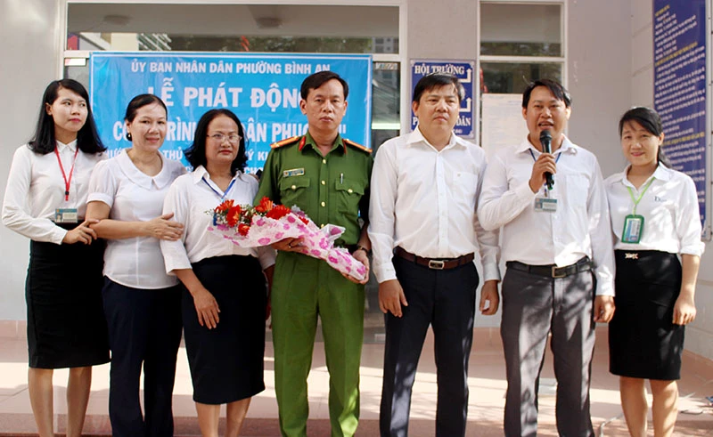 Sau khi sinh con, có ngay giấy khai sinh trao đến tận nhà ảnh 1