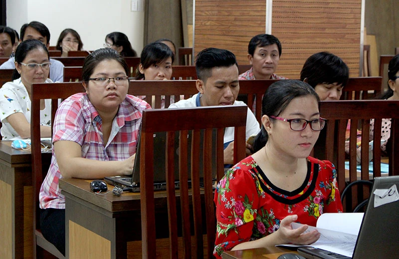 Nhiều cán bộ Tư pháp - Hộ tịch trên điạ bàn TP.HCM đã đến dự. Ảnh: LÊ THOA