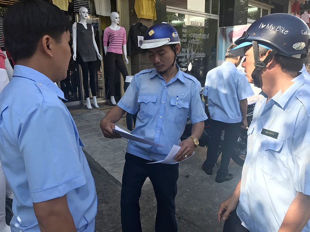 Dẹp lòng đường nhưng không triệt nguồn sống của dân ảnh 3