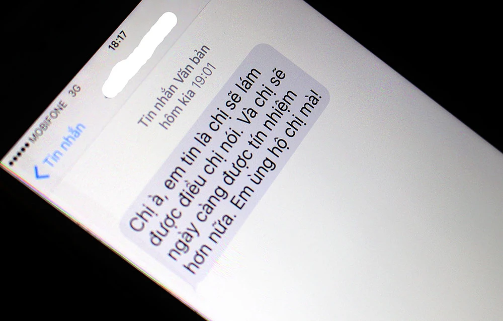 Người dân nhắn tin động viên Chủ tịch Bình Trị Đông B ảnh 2