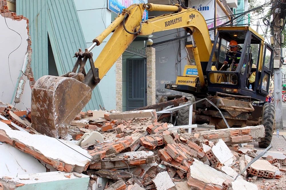 Ông Đoàn Ngọc Hải cho “cào” cả trụ sở khu phố 2 tầng ảnh 17