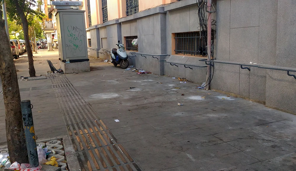 Sau 'lệnh' của ông Hải, nhiều bãi giữ xe đóng cửa gấp ảnh 6