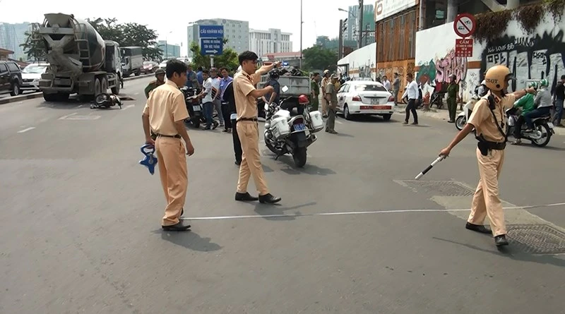 Xe bồn vào nội thành gây chết người: CSGT nói gì? ảnh 2