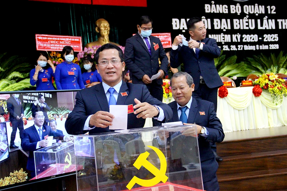 ong-tran-hoang-danh-q12