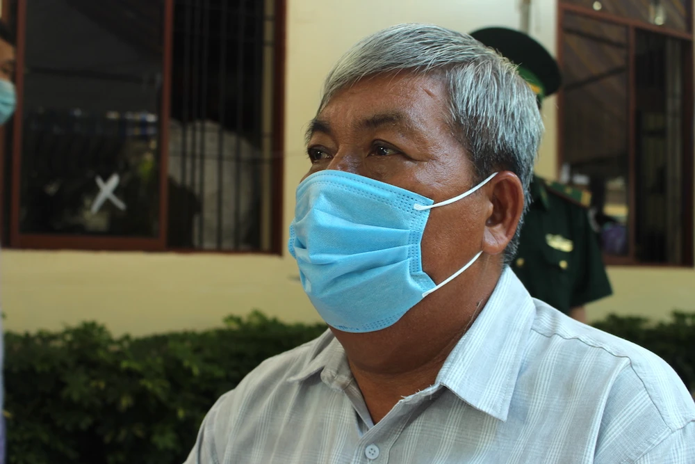 'Bác Hai Nghĩa ăn hủ tiếu là không để thừa một miếng nào' ảnh 4 hang-xom-bac-hai-nghia