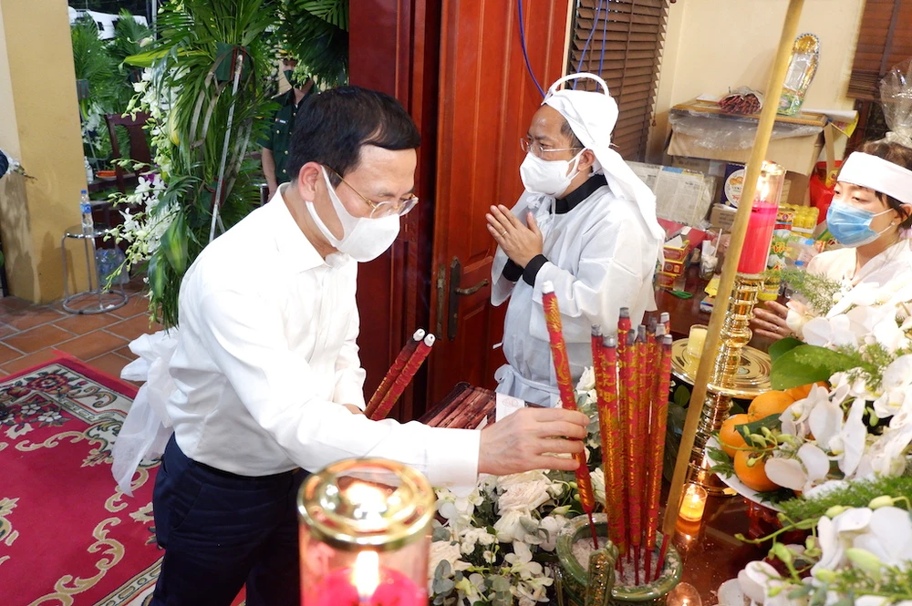 tang-le-truong-vinh-trong