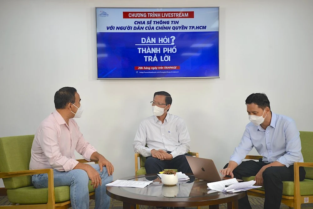 phan-van-mai-livestream