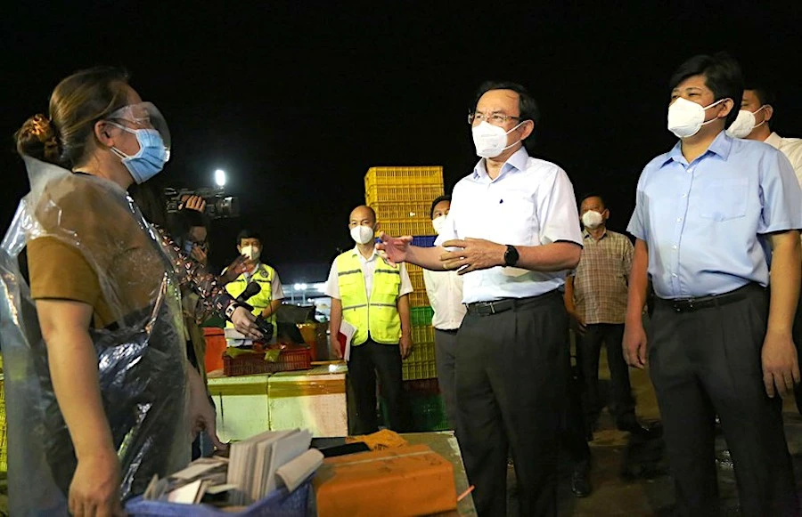 quan-8-kiem-soat-dich