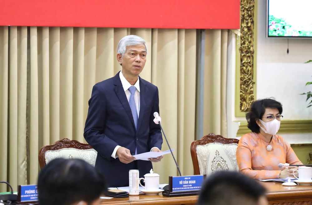 kieu-bao-nha-ven-kenh