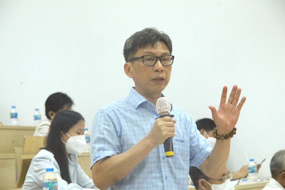 Giám đốc Sở KH&amp;CN TP Nguyễn Việt Dũng phát biểu tại toạ đàm. Ảnh: LÊ THOA