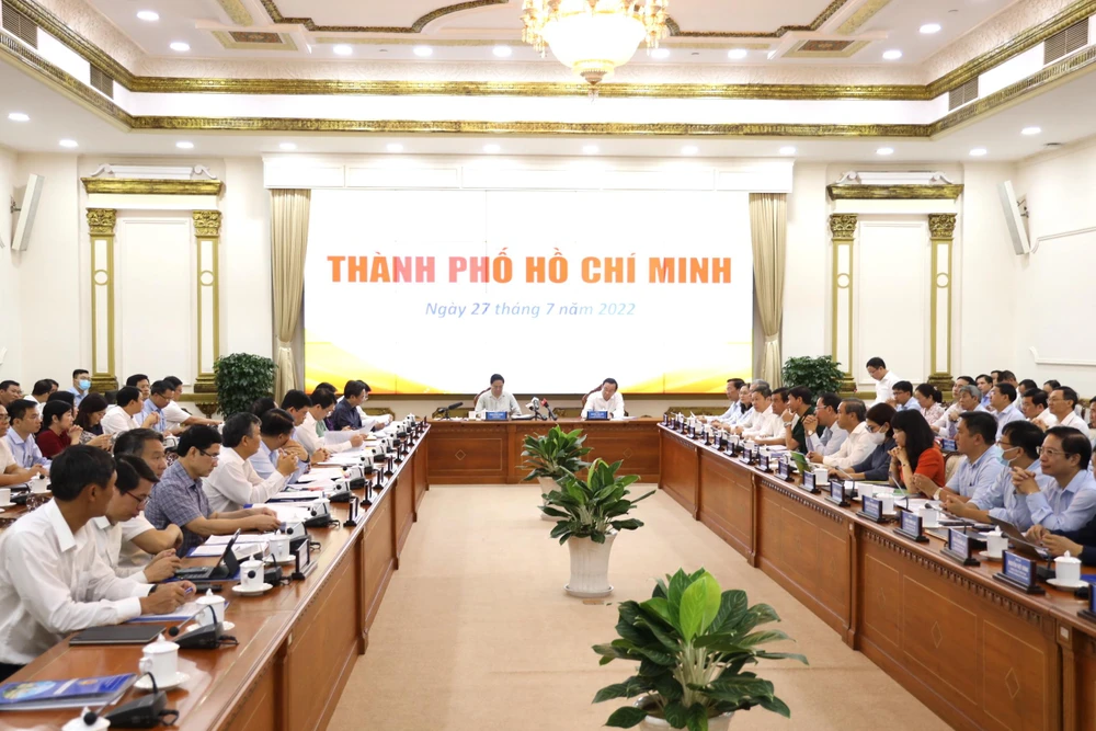 Toàn cảnh buổi làm việc của Thủ tướng Phạm Minh Chính với TP.HCM. Ảnh: TTBC