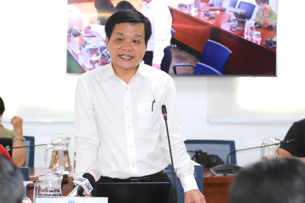 Ông Nguyễn Hồng Tâm, Phó Giám đốc Trung tâm kiểm soát bệnh tật TP (HCDC). Ảnh: NGUYỄN NHÂN