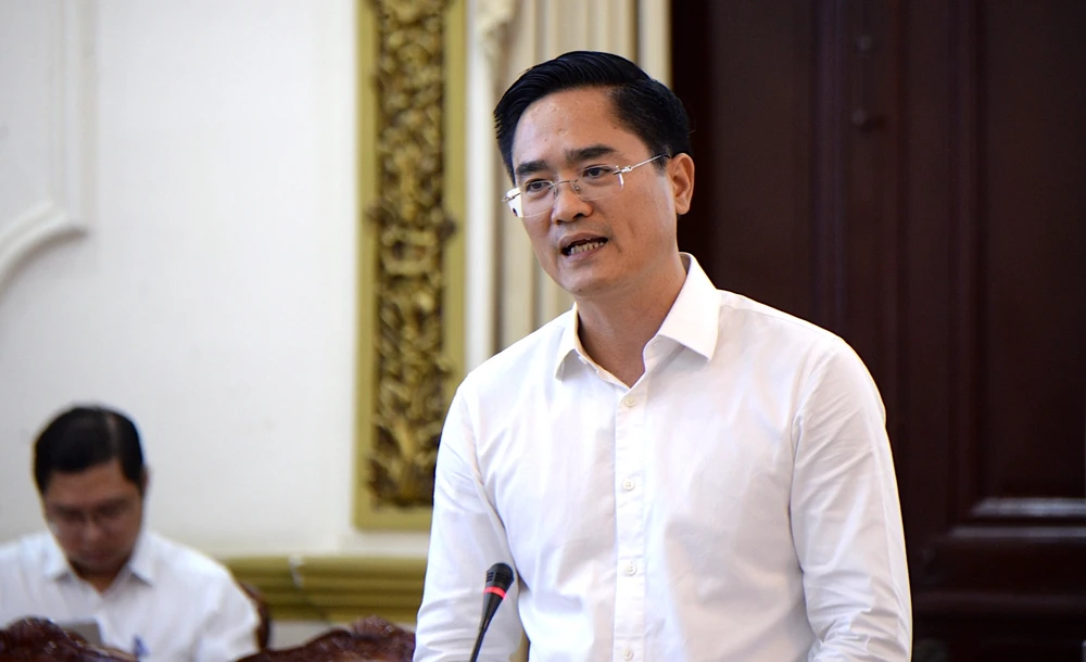 Ông Trần Quang Lâm, Giám đốc Sở GTVT TP.HCM, phát biểu tại hội nghị. Ảnh: HÀ THƯ