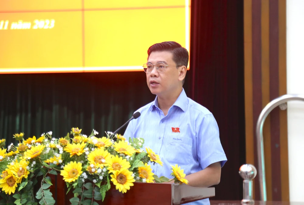 Tân Phó Chủ tịch UBND TP.HCM: Không phải tất cả lòng đường, vỉa hè đều thu phí-thu-phi-long-duong-via-he