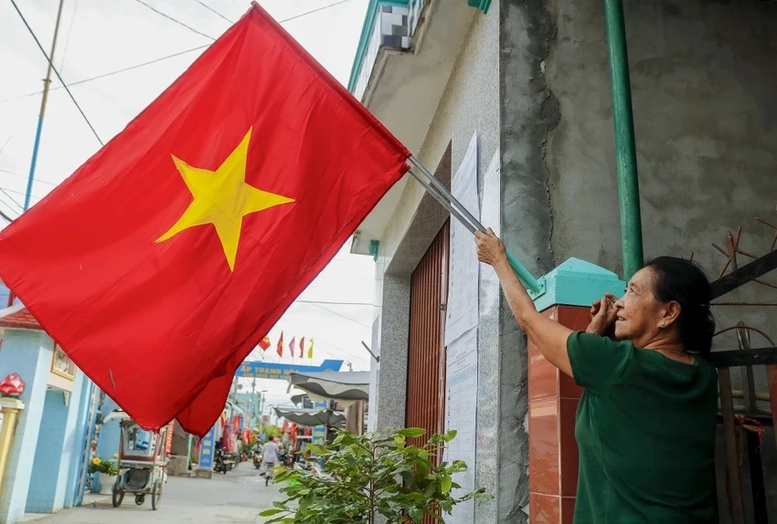 Cán bộ, công chức TP.HCM nghỉ Tết Nguyên đán 7 ngày-treo-co-nghi-tet-nguyen-dan