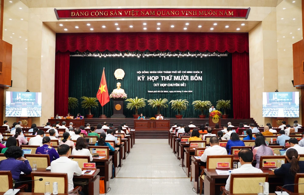 HĐND TP.HCM giao biên chế cho 80 phường thuộc diện sắp xếp ĐVHC-hdnd-tp.hcm-giao-bien-che