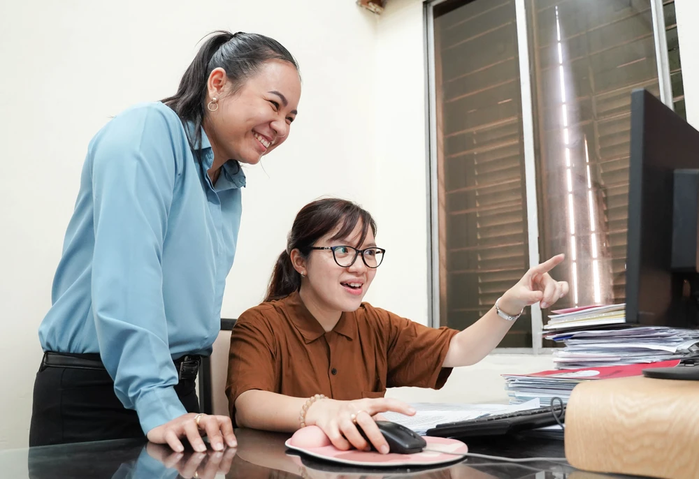 TP.HCM: Tinh giản cán bộ không đủ năng lực để có biên chế tuyển dụng sinh viên xuất sắc