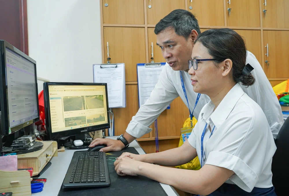 TP.HCM cho phép tạo nguồn lãnh đạo từ đối tượng ngoài Đảng-tao-nguon-lanh-dao-tu-doi-tuong-ngoai-dang-tem.jpg