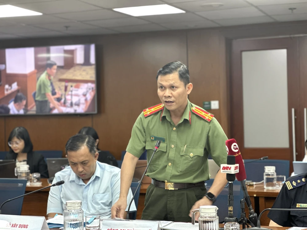 Công an TP.HCM khuyến cáo cách dùng pháo hoa Bộ Quốc phòng -cong-an-tp.hcm.jpg