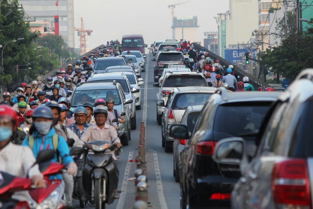 Sở GTVT TP.HCM nói gì về đề xuất làm 1 chiều đường Cộng Hòa, Phan Thúc Duyện?-duong-cong-hoa-2.jpg